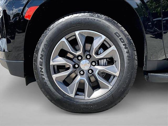Used 2023 Chevrolet Suburban LS RWD image 10