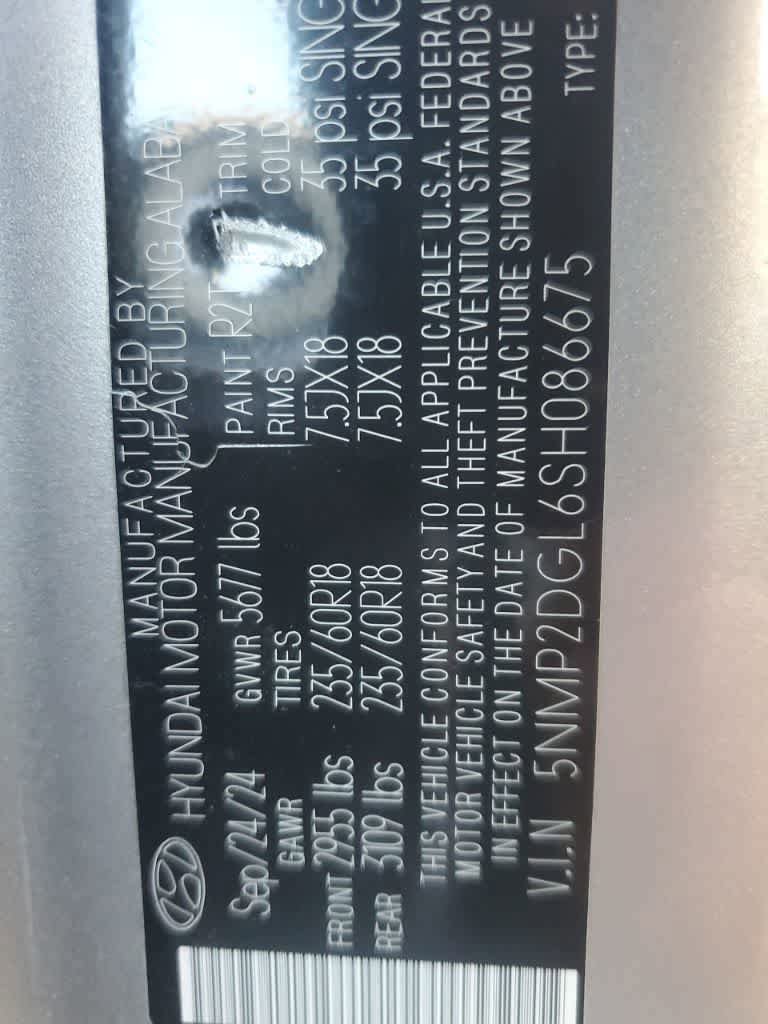 Used 2025 Hyundai Santa Fe SEL AWD/4WD image 4