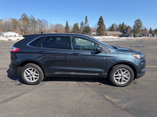 Used 2024 Ford Edge SEL w/ Convenience Package image 6