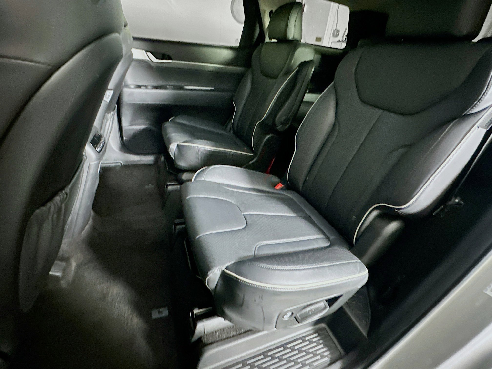 Used 2025 Hyundai Palisade SEL image 28