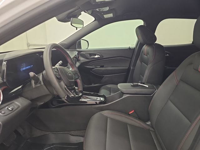 Used 2026 Chevrolet Trax RS w/ Driver Confidence Package FWD image 19