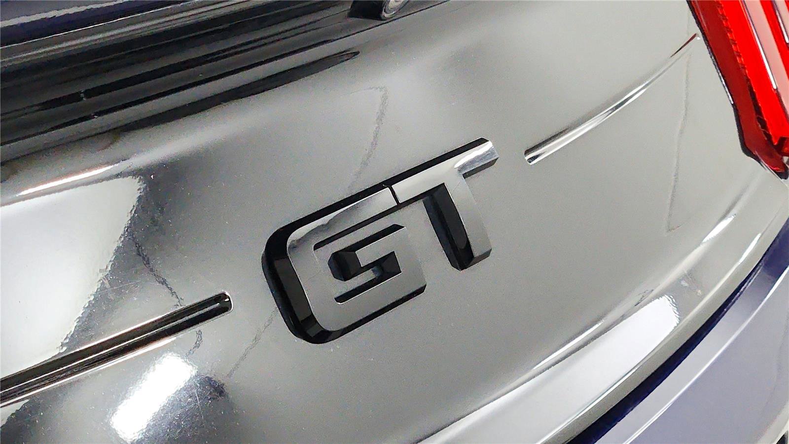 Used 2020 Ford Mustang GT w/ Black Accent Package RWD image 15