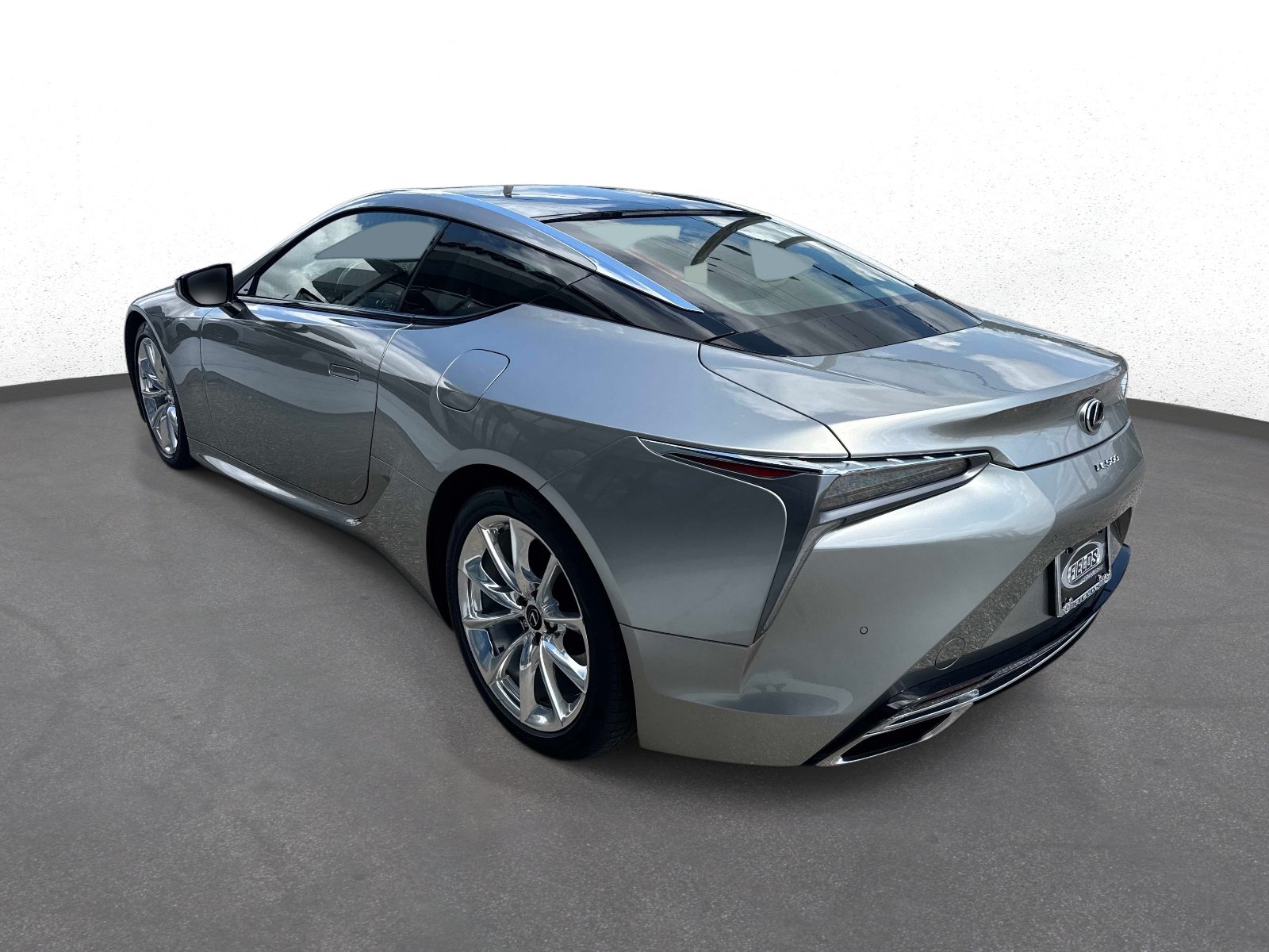Used 2018 Lexus LC 500 Coupe w/ Touring Package RWD image 5