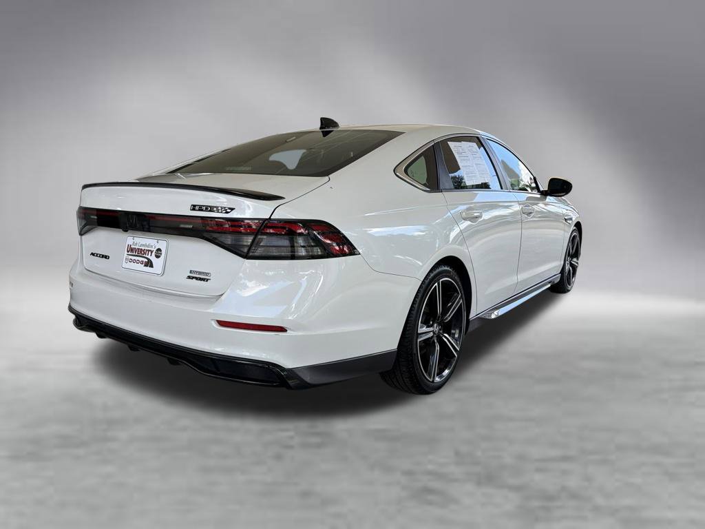 Used 2023 Honda Accord Sport image 3