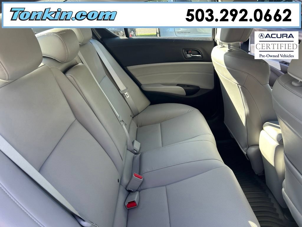 Used 2017 Acura ILX FWD image 13