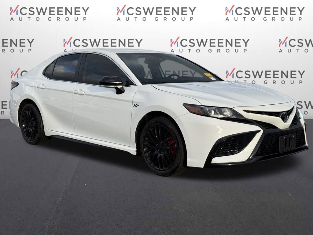 Used 2024 Toyota Camry SE image 7