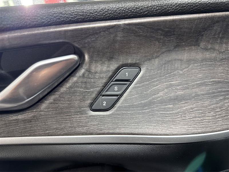 Used 2023 Jeep Grand Cherokee 4WD 4xe image 22