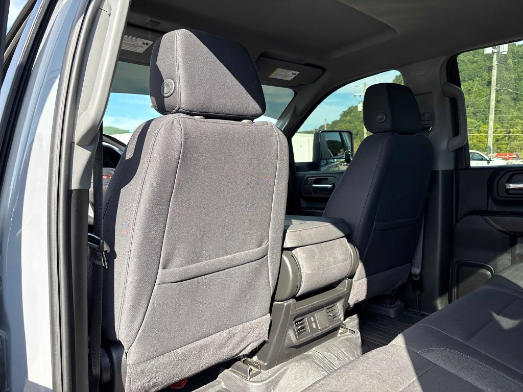 Used 2025 GMC Sierra 2500 Pro w/ 1SA Pro Safety Plus Package AWD/4WD image 21