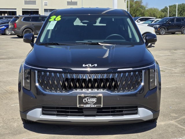 Used 2026 Kia Carnival FWD image 2