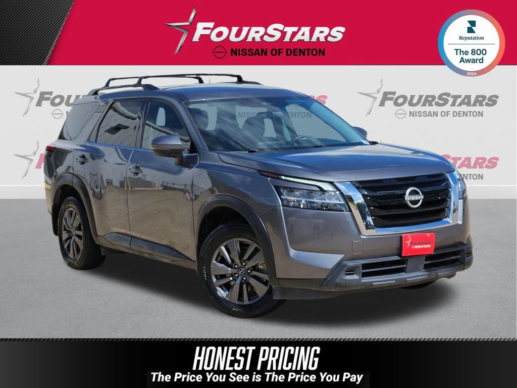 Used 2022 Nissan Pathfinder SV FWD image 1
