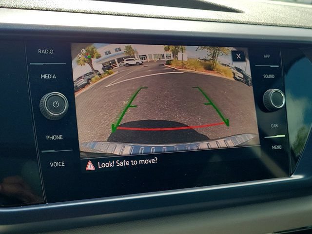 Certified 2023 Volkswagen Taos SE FWD image 24