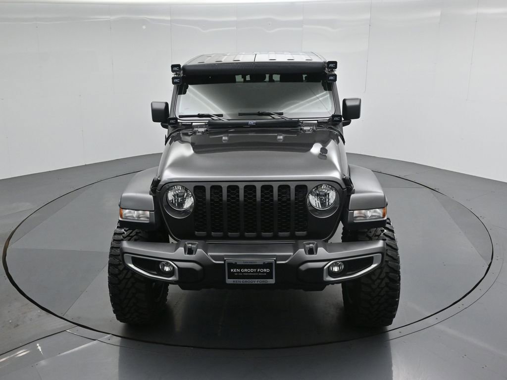 Used 2023 Jeep Gladiator Sport AWD/4WD image 29