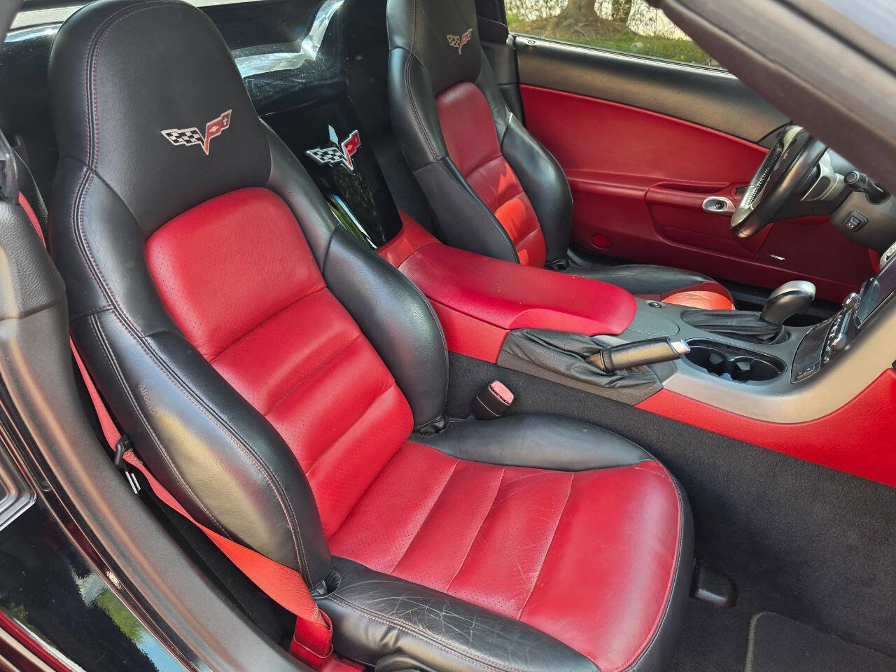 Used 2007 Chevrolet Corvette Convertible w/ Preferred Equipment Group image 27