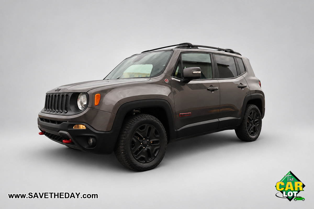 Used 2018 Jeep Renegade Trailhawk AWD/4WD image 4