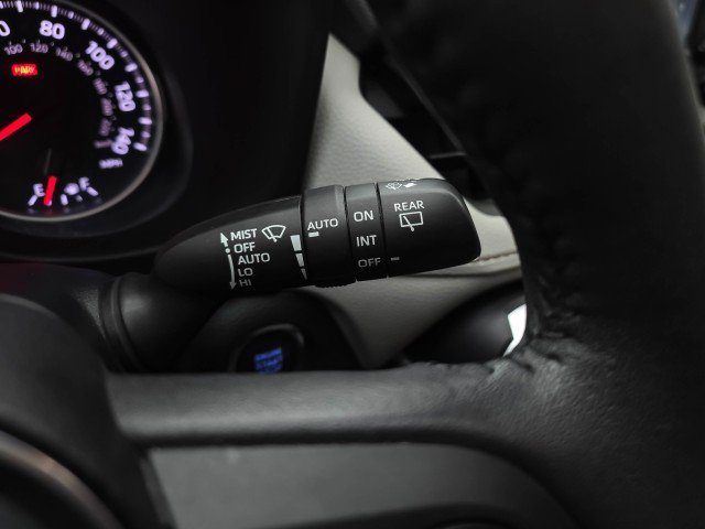 Used 2022 Toyota RAV4 XLE w/ Convenience Package AWD/4WD image 22