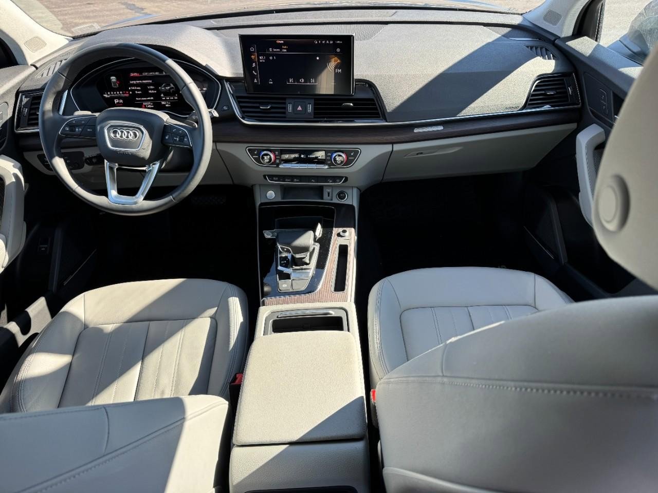 Used 2022 Audi Q5 2.0T Premium Plus image 12