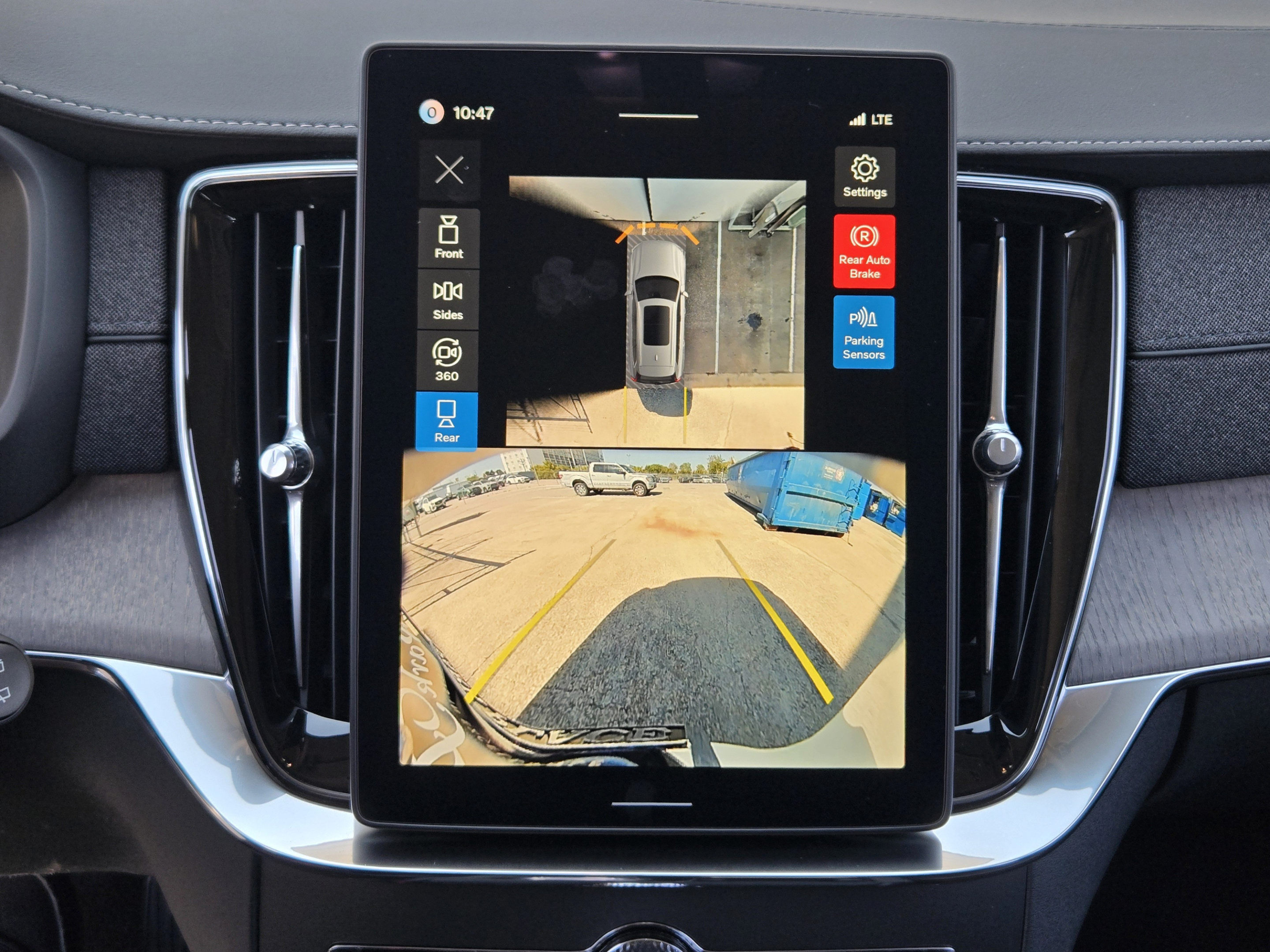 New 2027 Volvo XC90 B6 Ultra AWD/4WD image 14