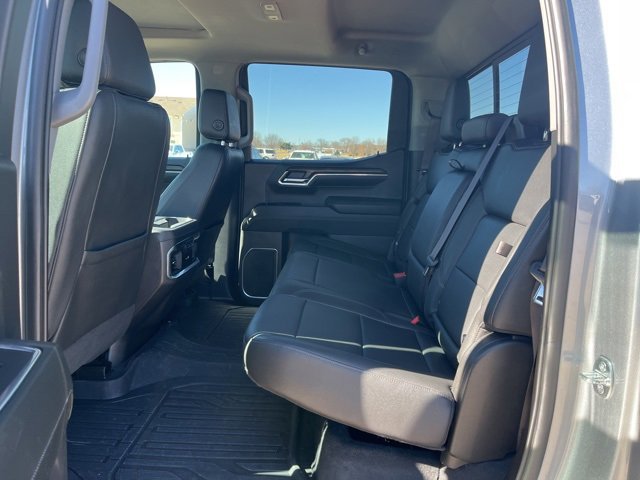 Used 2023 GMC Sierra 1500 SLT w/ SLT Premium Plus Package image 39