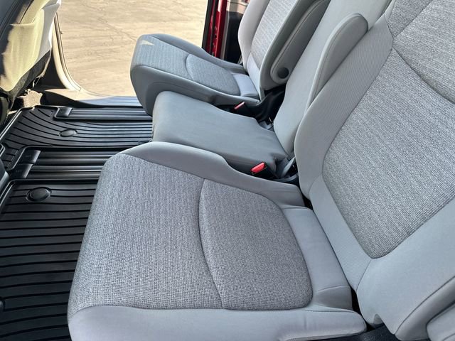 Used 2023 Toyota Sienna LE FWD image 23