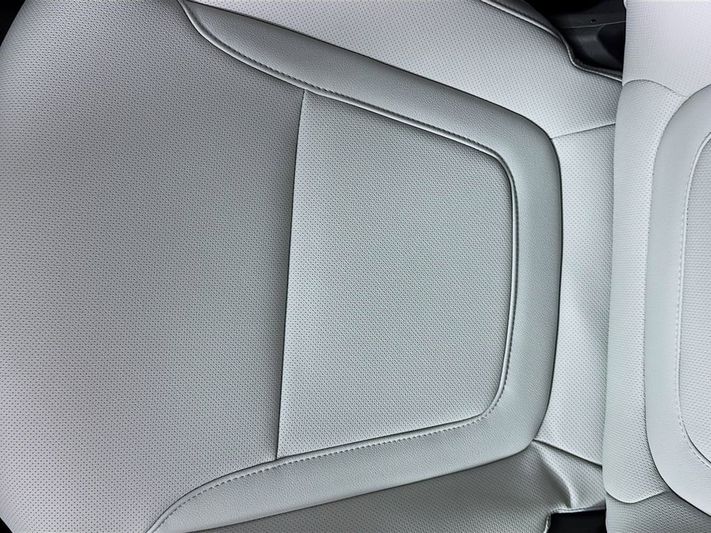 Certified 2025 Hyundai Santa Cruz SEL image 19