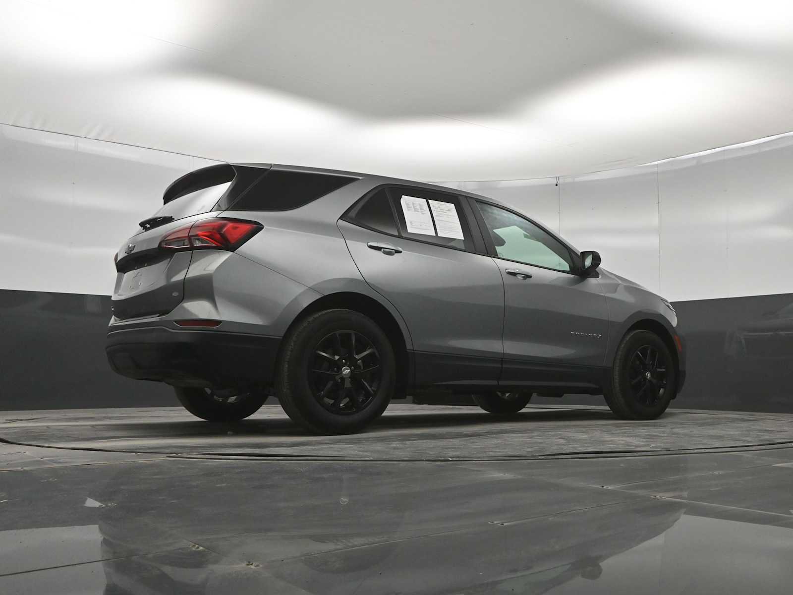 Used 2023 Chevrolet Equinox LS w/ LS Convenience Package FWD image 39