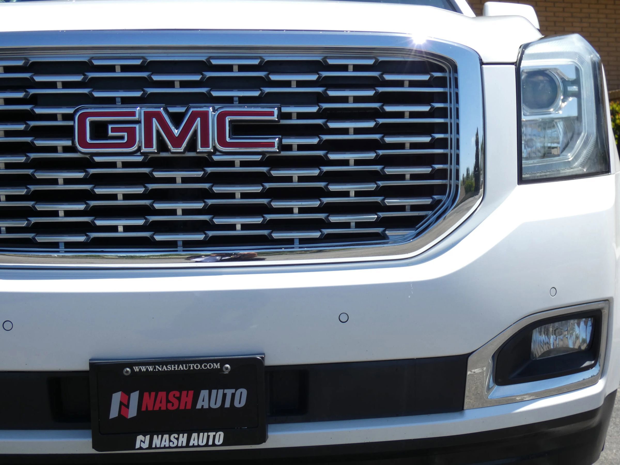 Used 2018 GMC Yukon Denali w/ Denali Ultimate Package image 18