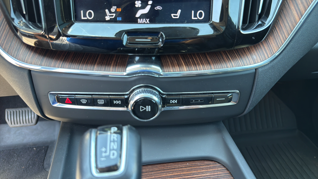 Used 2019 Volvo XC60 T5 Inscription w/ Protection Package AWD/4WD image 30