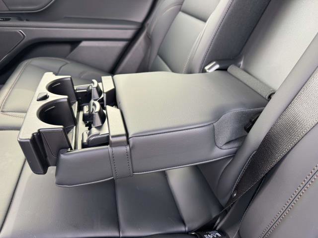 New 2026 Lincoln Nautilus Premier w/ Jet Appearance Package AWD/4WD image 10