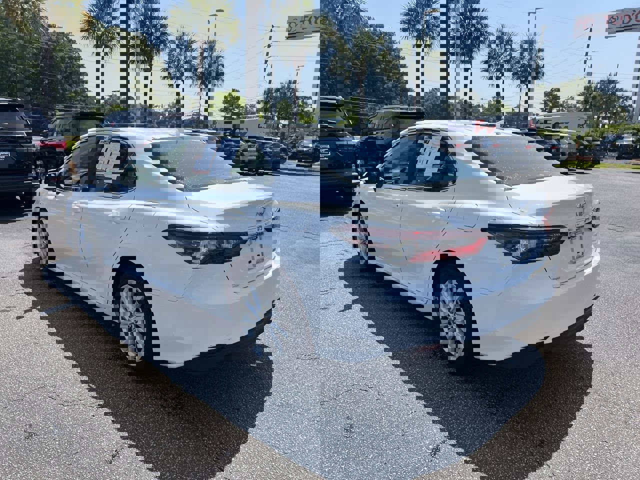 Used 2024 Toyota Camry LE FWD image 8