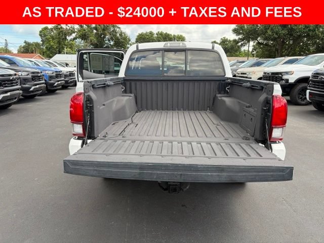 Used 2021 Toyota Tacoma SR AWD/4WD image 16