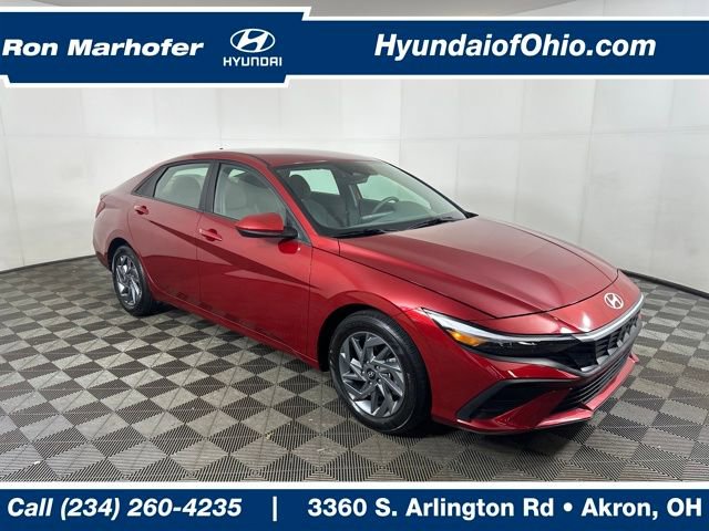 Certified 2024 Hyundai Elantra SEL image 1