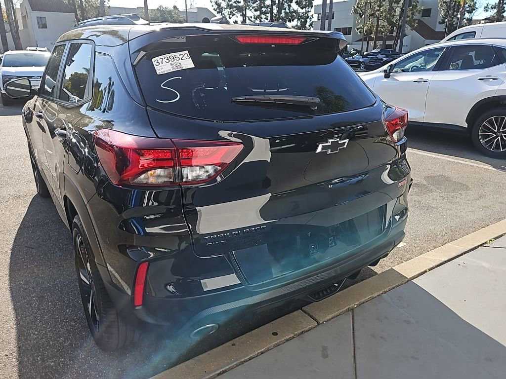 Used 2023 Chevrolet TrailBlazer RS w/ Sun and Liftgate Package image 5