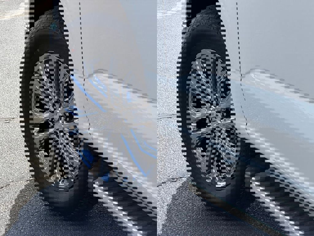 New 2026 Ford F150 Lariat w/ Equipment Group 502A High image 11