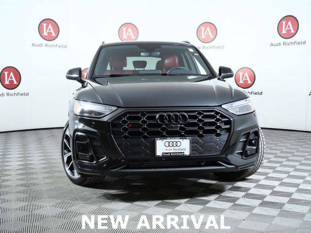 Used 2023 Audi SQ5 Premium Plus w/ Premium Plus Package image 3