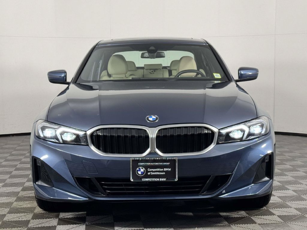 Used 2026 BMW 330i xDrive Sedan w/ Premium Package AWD/4WD image 6