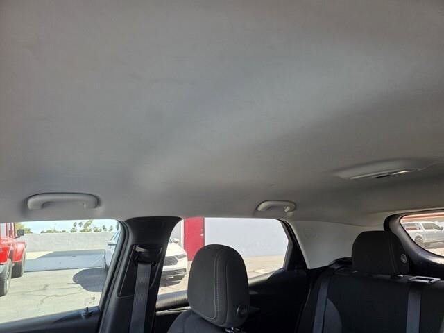 Used 2021 Chevrolet TrailBlazer LT w/ Convenience Package FWD image 16