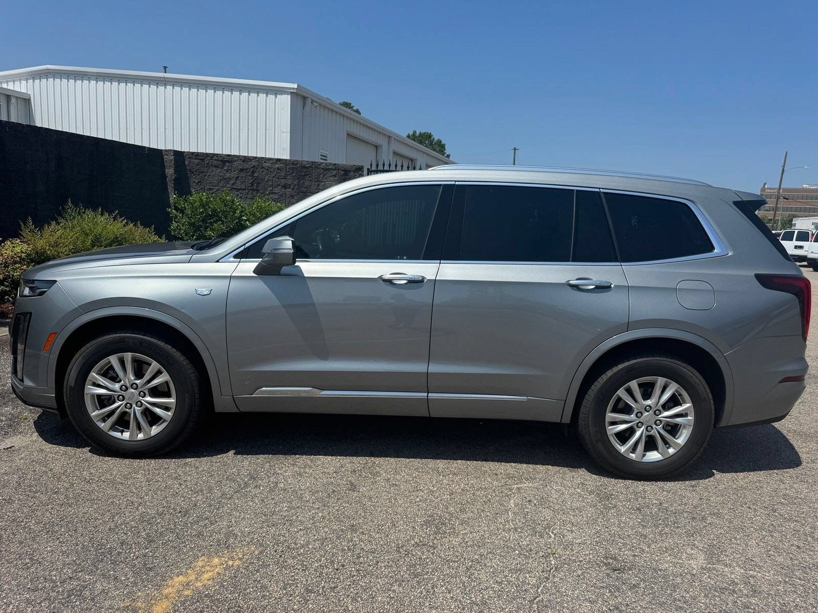 Certified 2024 Cadillac XT6 Luxury FWD image 5