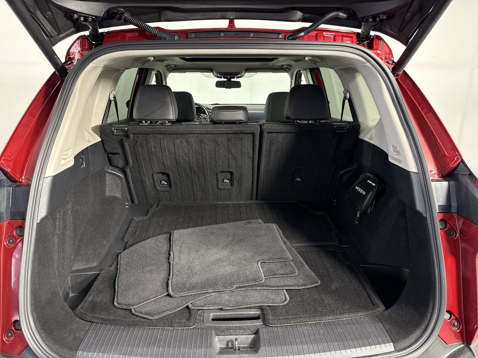 Certified 2023 Nissan Rogue SL AWD/4WD image 36