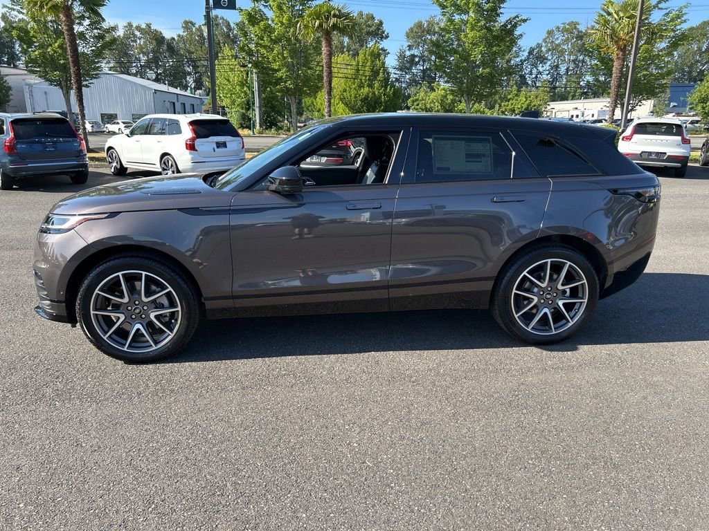 New 2026 Land Rover Range Rover Velar Dynamic SE image 2