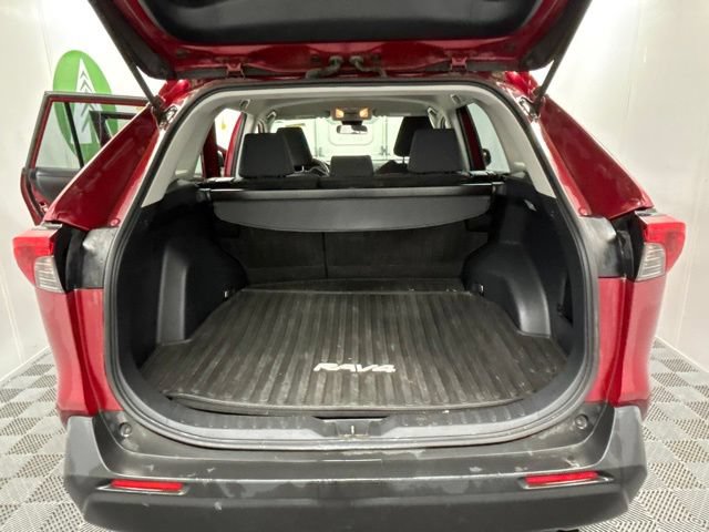 Used 2019 Toyota RAV4 LE w/ All Weather Liner Package AWD/4WD image 14