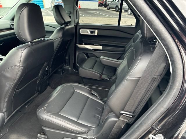 Used 2023 Ford Explorer Limited w/ Equipment Group 301A AWD/4WD image 74