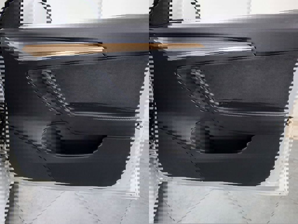 Used 2021 Tesla Model 3 Long Range image 20