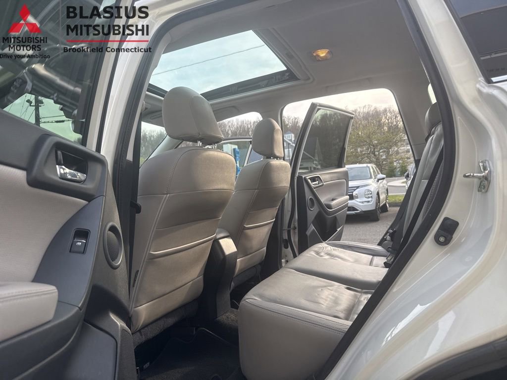 Used 2017 Subaru Forester 2.5i Limited AWD/4WD image 44