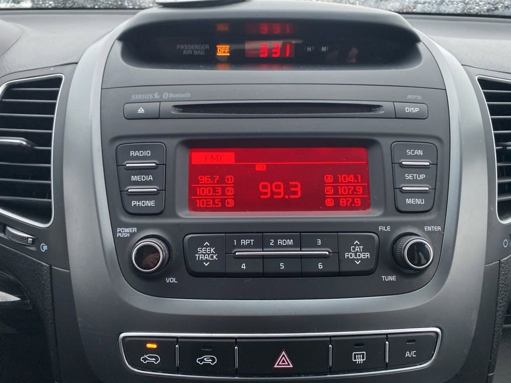 Used 2015 Kia Sorento LX image 31