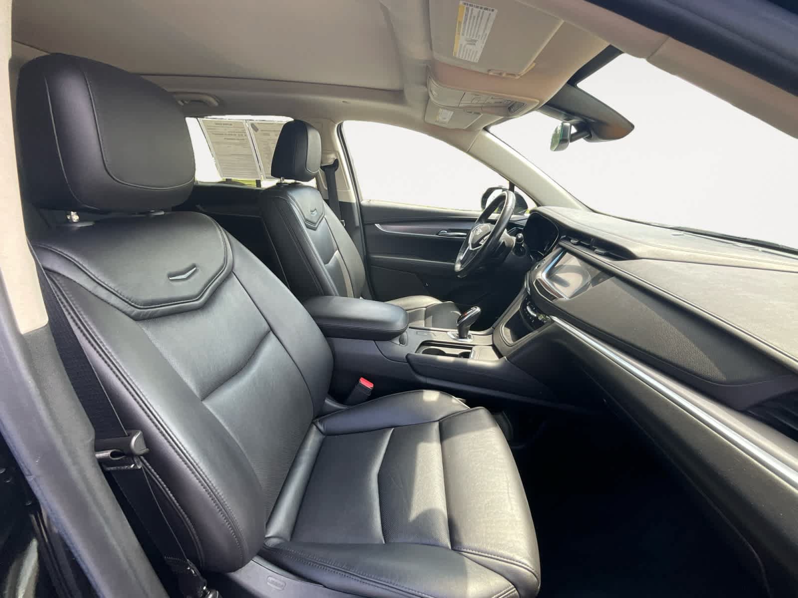 Used 2019 Cadillac XT5 Luxury FWD image 9