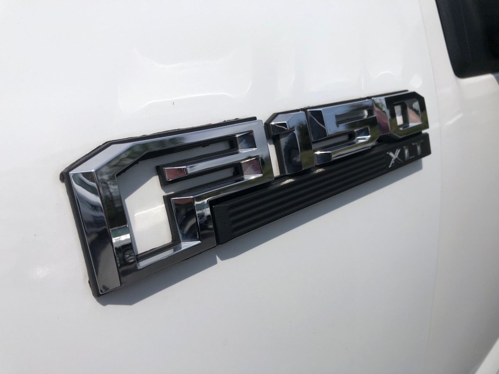 Used 2019 Ford F150 XLT w/ Equipment Group 302A Luxury AWD/4WD image 12