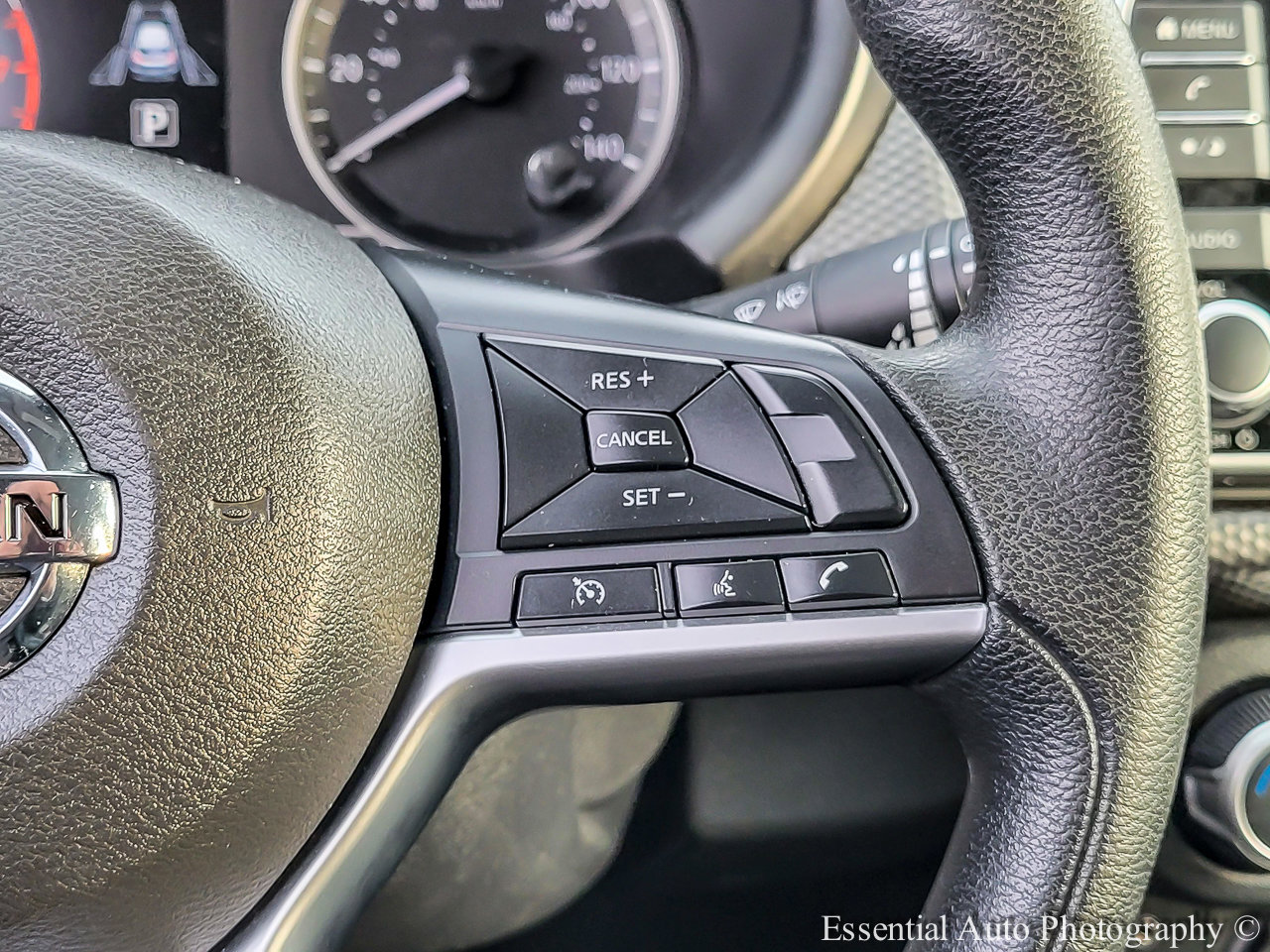 Used 2020 Nissan Kicks SV image 14