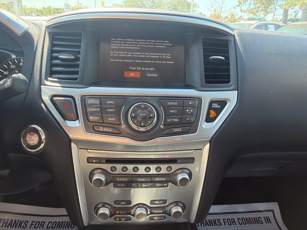 Used 2017 Nissan Pathfinder SL w/ SL Premium Package AWD/4WD image 30