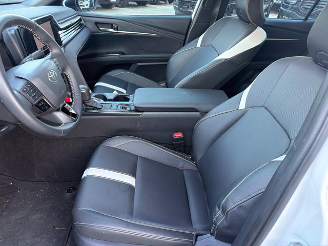 Used 2026 Toyota Camry SE w/ Convenience Package FWD image 11