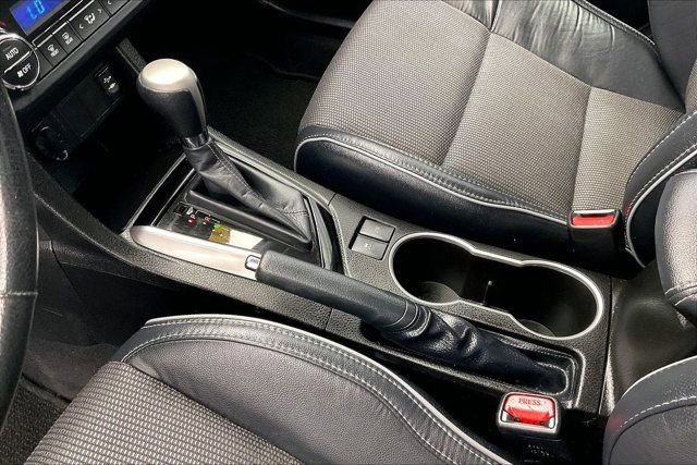 Used 2015 Toyota Corolla S image 16